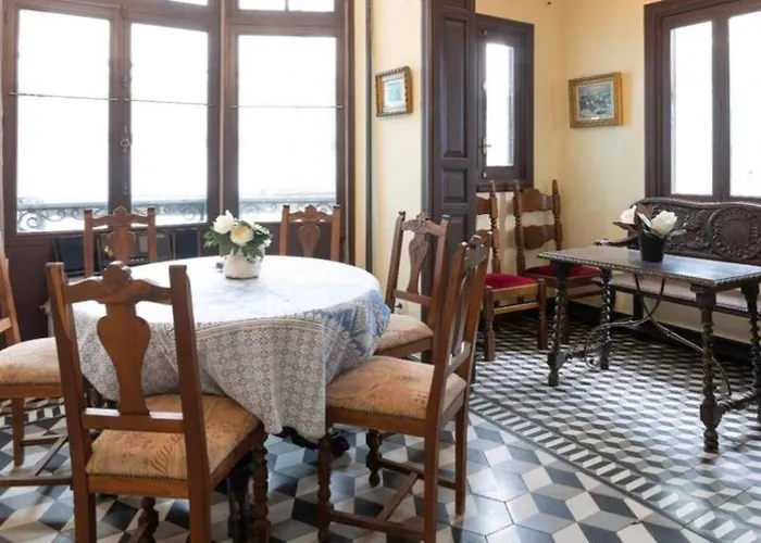 Palacio De La Monstrua 度假居